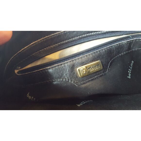 Vintage BETTINA Black with Red Piping‎ Leather purse, EUC, size small - Picture 9 of 12